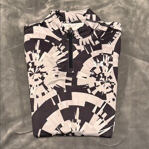 Under Armour Black and White Patterned Quarter-Zip